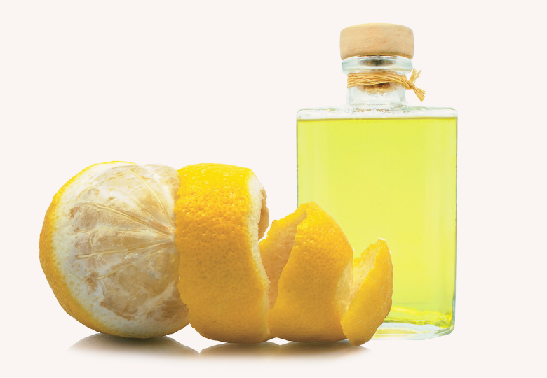 Původ a extrakce citronového oleje